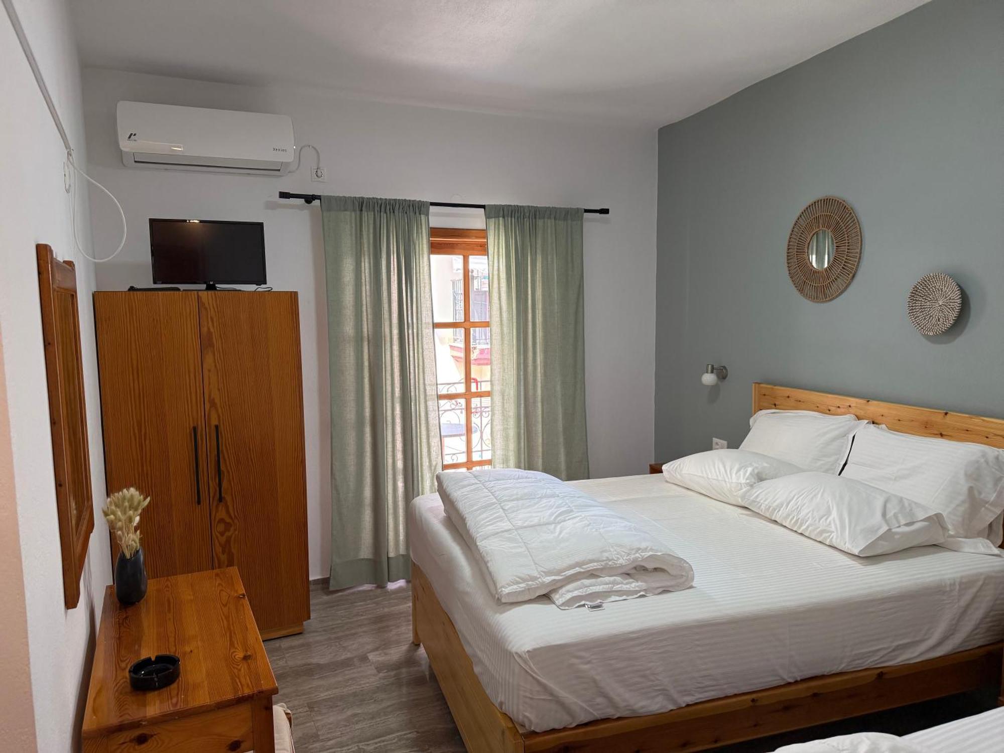 Sunrise House Hotel Parga Exterior photo